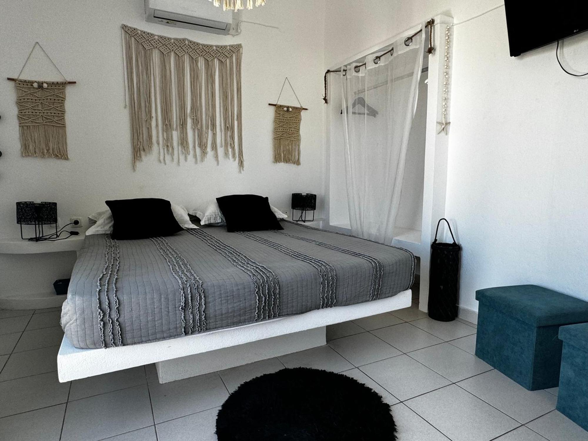Eris Studios Adamantas  Exteriér fotografie
