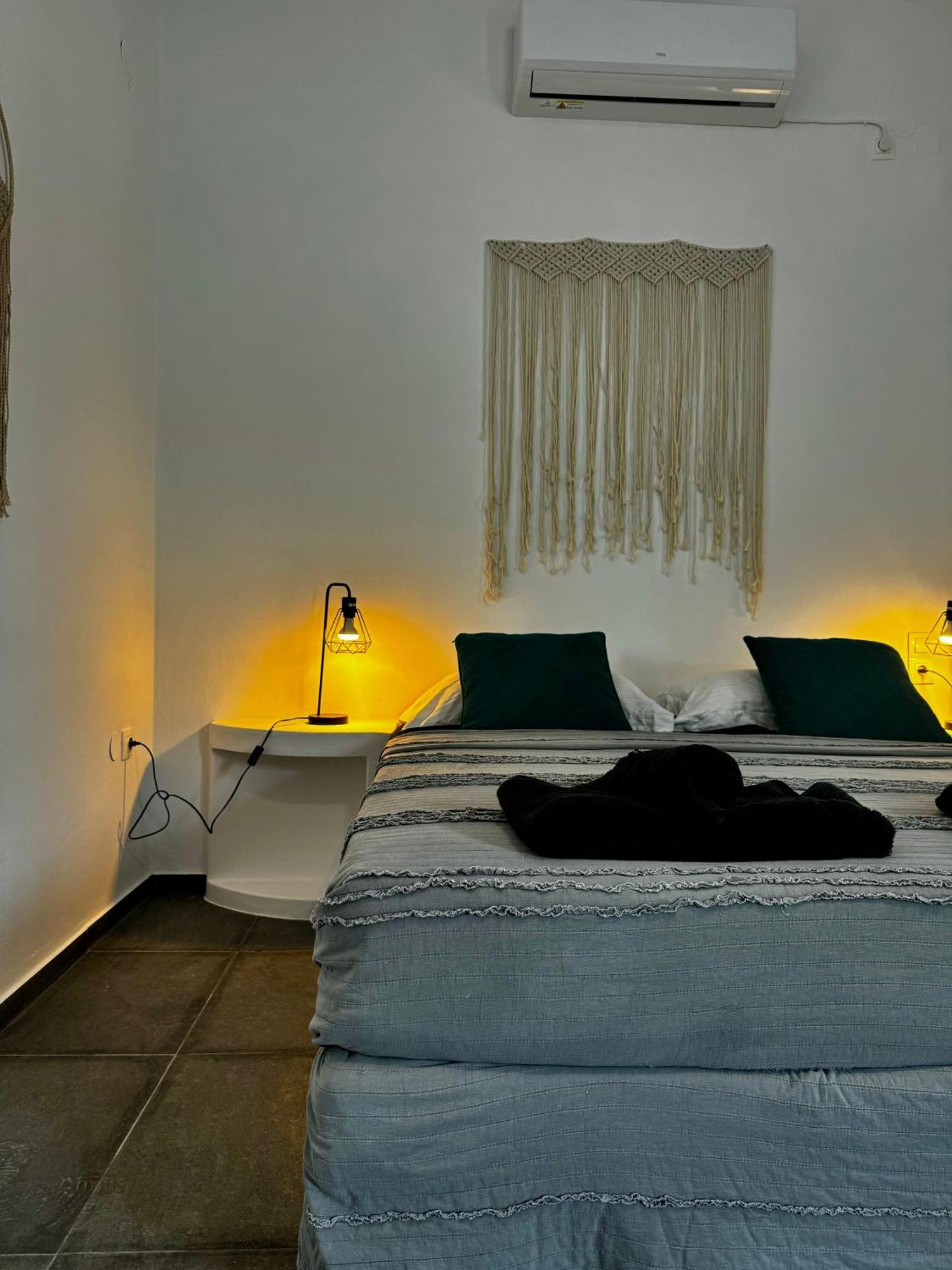 Eris Studios Adamantas  Exteriér fotografie
